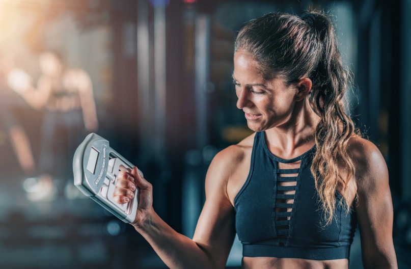 HAND GRIP ניר שניידר האקדמיה לתזונת ספורט, הקורס לתזונת ספורט